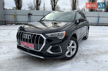 Позашляховик / Кросовер Audi Q3 2019 в Рівному