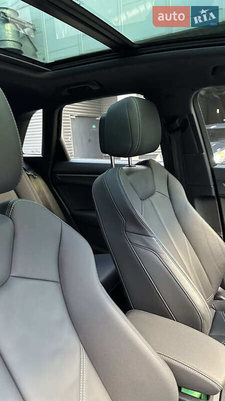 Позашляховик / Кросовер Audi Q3 2024 в Києві
