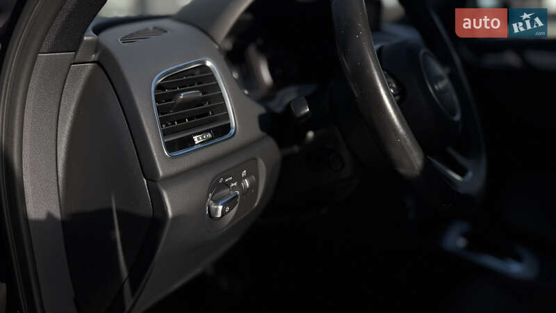 Позашляховик / Кросовер Audi Q3 2017 в Одесі