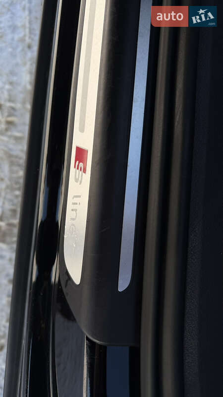 Позашляховик / Кросовер Audi Q3 2017 в Одесі