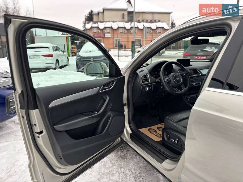 Внедорожник / Кроссовер Audi Q3 2016 в Стрые