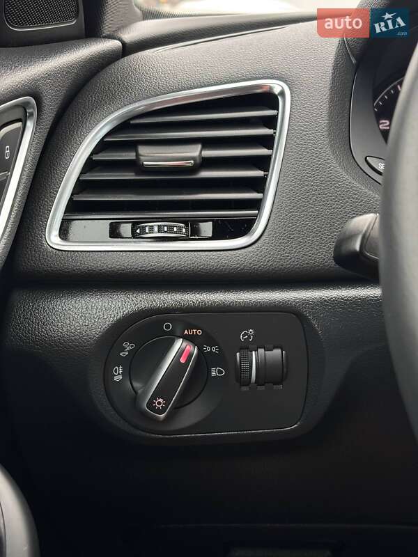 Внедорожник / Кроссовер Audi Q3 2016 в Стрые