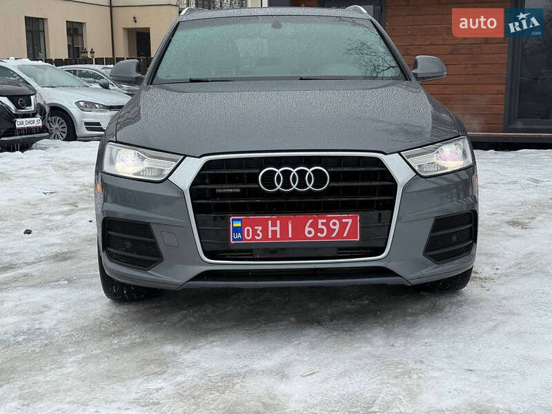 Внедорожник / Кроссовер Audi Q3 2016 в Стрые