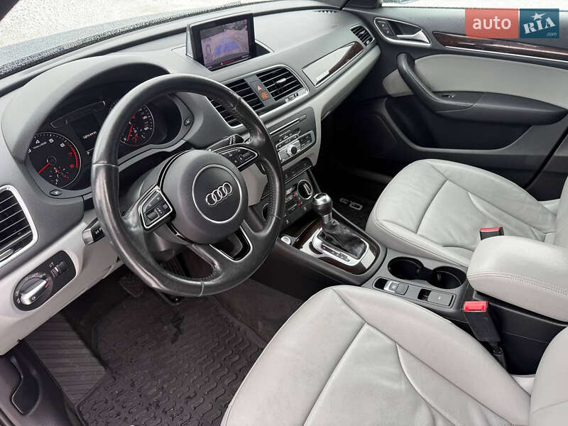 Внедорожник / Кроссовер Audi Q3 2016 в Стрые