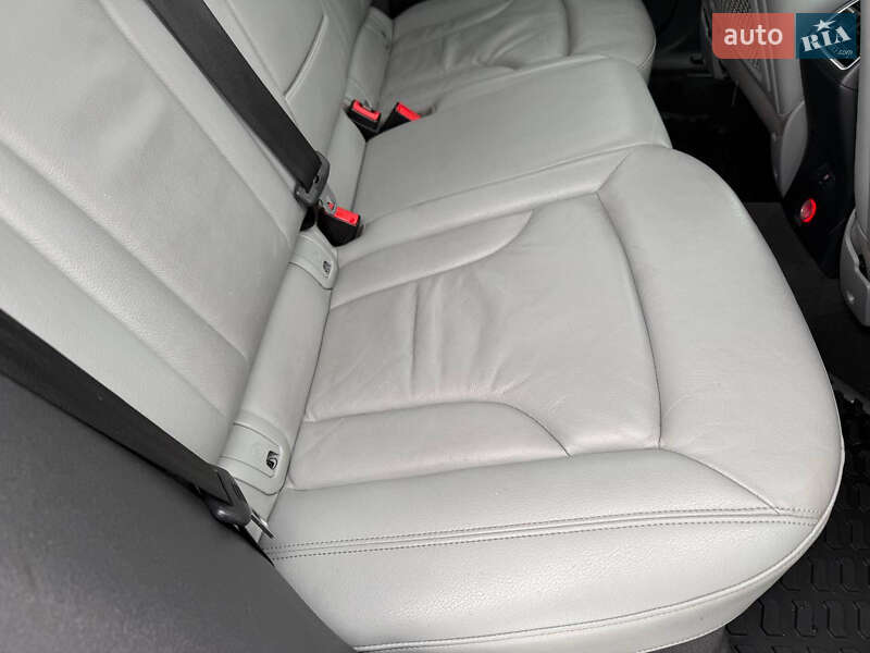 Внедорожник / Кроссовер Audi Q3 2016 в Стрые