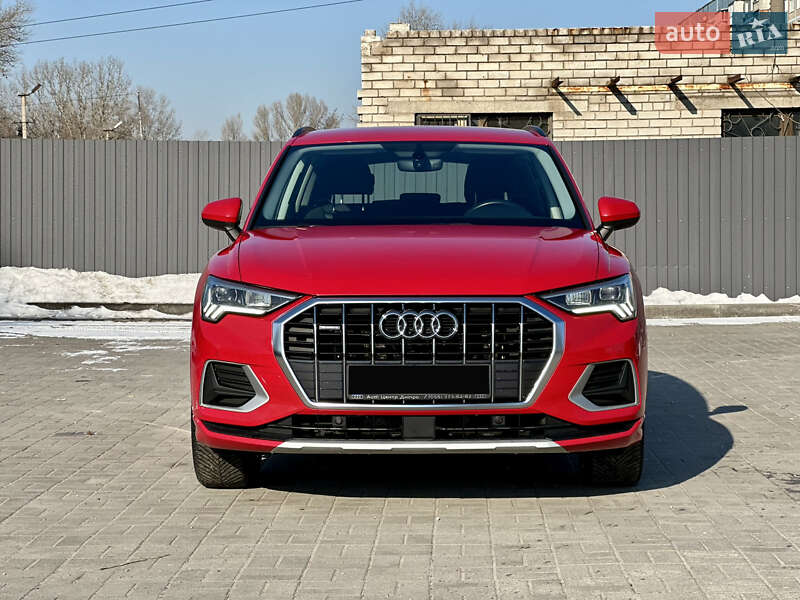 Позашляховик / Кросовер Audi Q3 2020 в Дніпрі фото 2 Позашляховик / Кросовер Audi Q3 2020 в Дніпрі
