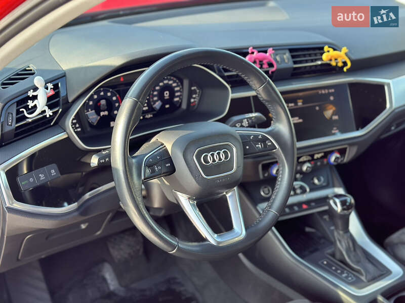 Позашляховик / Кросовер Audi Q3 2020 в Дніпрі фото 12 Позашляховик / Кросовер Audi Q3 2020 в Дніпрі