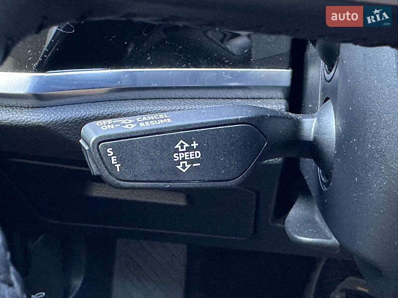 Позашляховик / Кросовер Audi Q3 2020 в Дніпрі фото 25 Позашляховик / Кросовер Audi Q3 2020 в Дніпрі