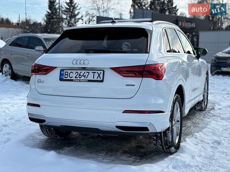 Позашляховик / Кросовер Audi Q3 2020 в Стрию