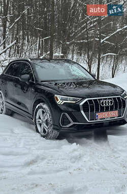 Позашляховик / Кросовер Audi Q3 2023 в Києві