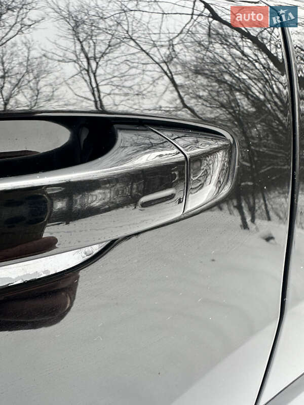 Позашляховик / Кросовер Audi Q3 2023 в Києві фото 25 Позашляховик / Кросовер Audi Q3 2023 в Києві