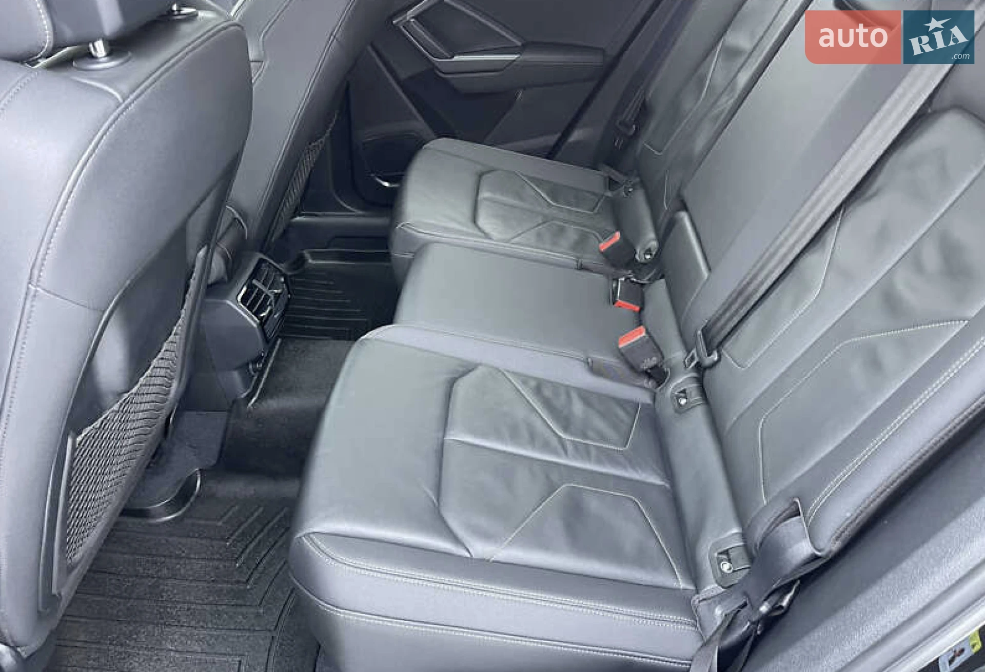 2019 Audi Q3 - мініатюра 13