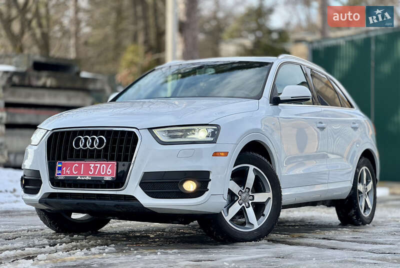 Позашляховик / Кросовер Audi Q3 2015 в Львові