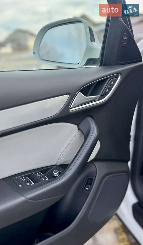 Позашляховик / Кросовер Audi Q3 2015 в Львові