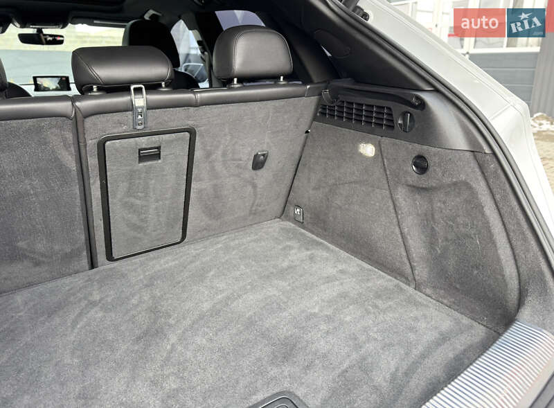 Позашляховик / Кросовер Audi Q3 2016 в Дубні фото 81 Позашляховик / Кросовер Audi Q3 2016 в Дубні