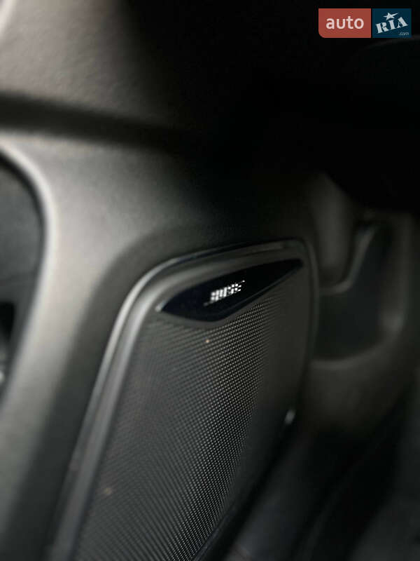 Внедорожник / Кроссовер Audi Q3 2016 в Черновцах фото 15 Внедорожник / Кроссовер Audi Q3 2016 в Черновцах