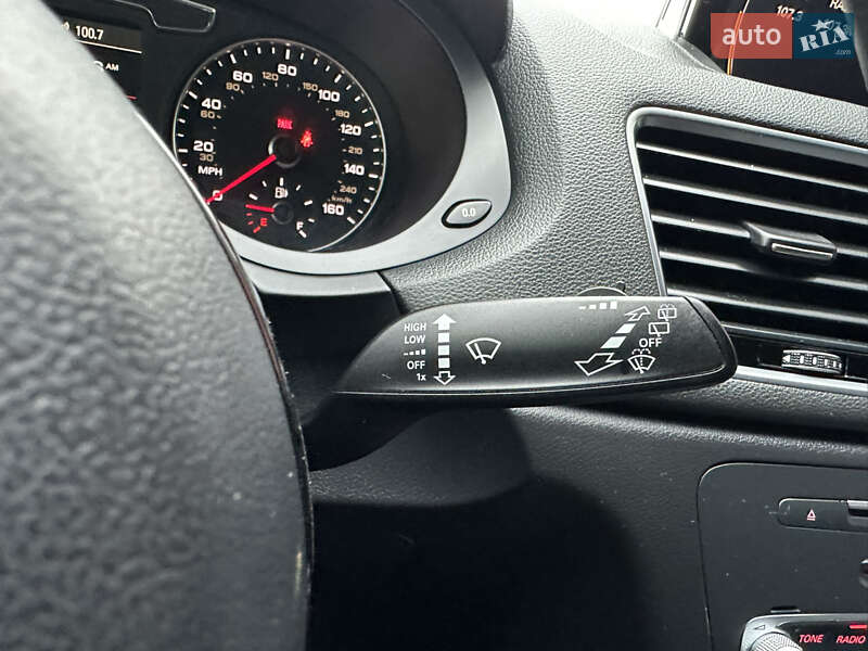 Позашляховик / Кросовер Audi Q3 2016 в Дубні