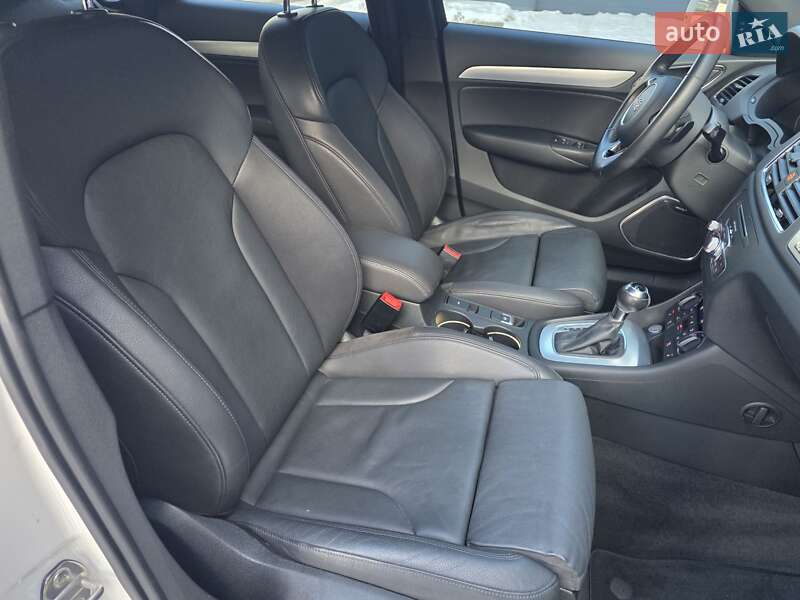 Позашляховик / Кросовер Audi Q3 2016 в Ірпені