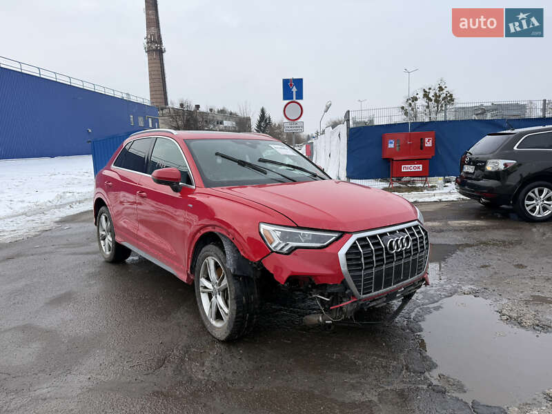 Позашляховик / Кросовер Audi Q3 2020 в Львові