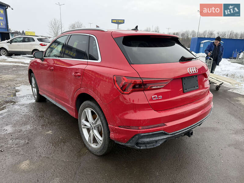 Позашляховик / Кросовер Audi Q3 2020 в Львові
