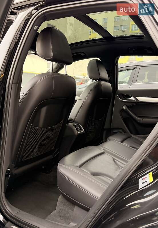 Внедорожник / Кроссовер Audi Q3 2014 в Львове