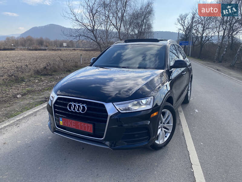 Позашляховик / Кросовер Audi Q3 2016 в Хусті