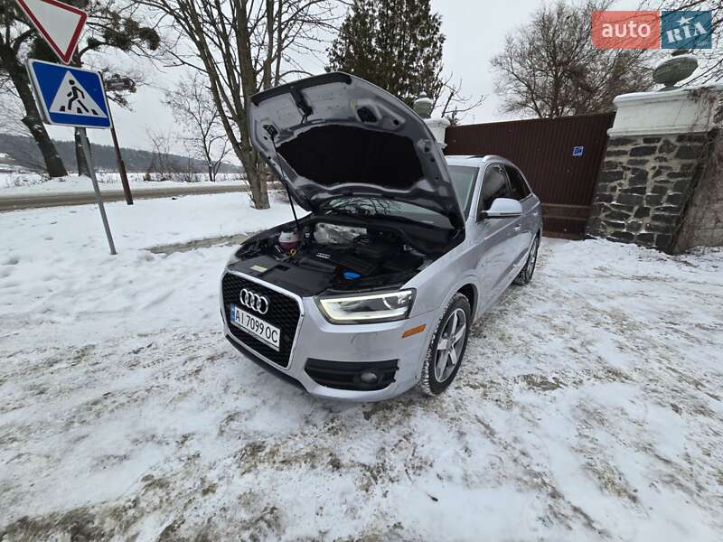 Позашляховик / Кросовер Audi Q3 2014 в Києві