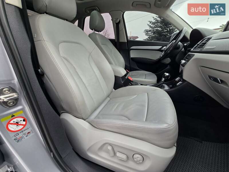 Позашляховик / Кросовер Audi Q3 2014 в Києві