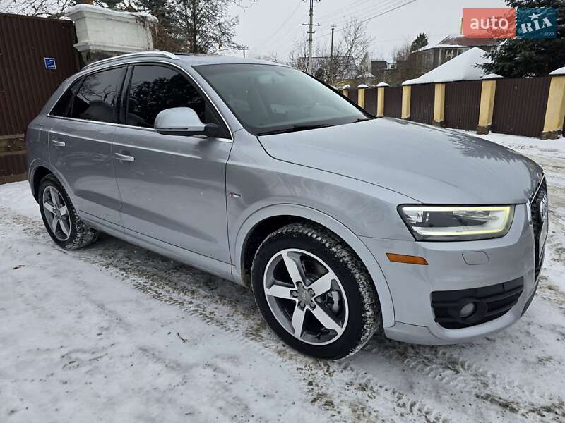 Позашляховик / Кросовер Audi Q3 2014 в Києві