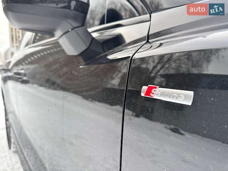 Внедорожник / Кроссовер Audi Q3 2025 в Киеве фото 10 Внедорожник / Кроссовер Audi Q3 2025 в Киеве