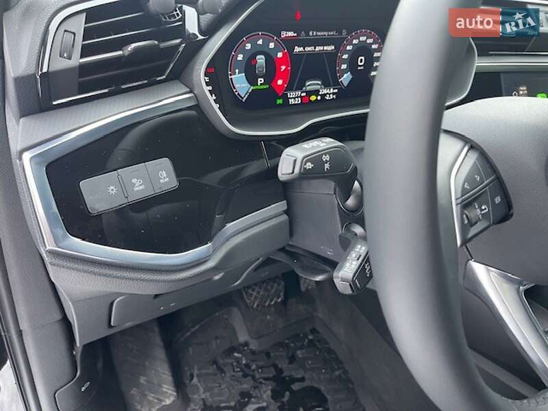 Внедорожник / Кроссовер Audi Q3 2025 в Киеве фото 31 Внедорожник / Кроссовер Audi Q3 2025 в Киеве
