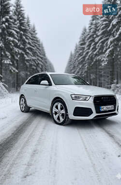 Внедорожник / Кроссовер Audi Q3 2016 в Львове