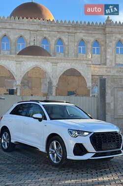 Внедорожник / Кроссовер Audi Q3 2024 в Одессе
