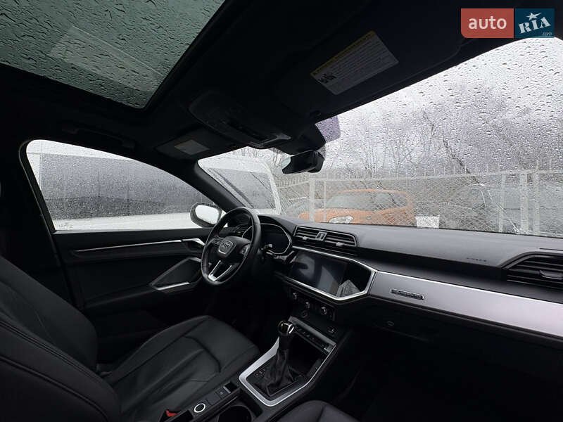 Внедорожник / Кроссовер Audi Q3 2021 в Виннице фото 26 Внедорожник / Кроссовер Audi Q3 2021 в Виннице