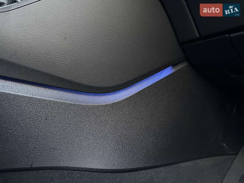 Позашляховик / Кросовер Audi Q3 2024 в Києві фото 35 Позашляховик / Кросовер Audi Q3 2024 в Києві