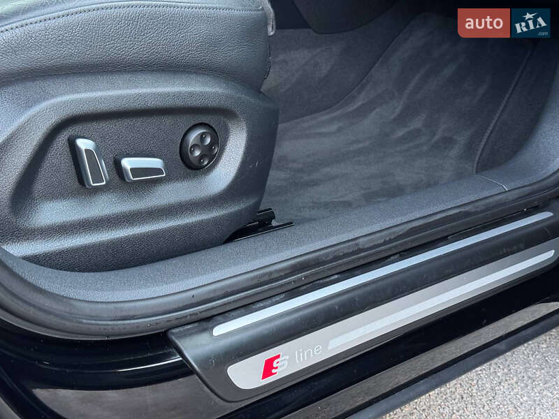 Внедорожник / Кроссовер Audi Q3 2018 в Запорожье фото 20 Внедорожник / Кроссовер Audi Q3 2018 в Запорожье