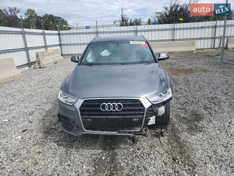 Внедорожник / Кроссовер Audi Q3 2016 в Львове