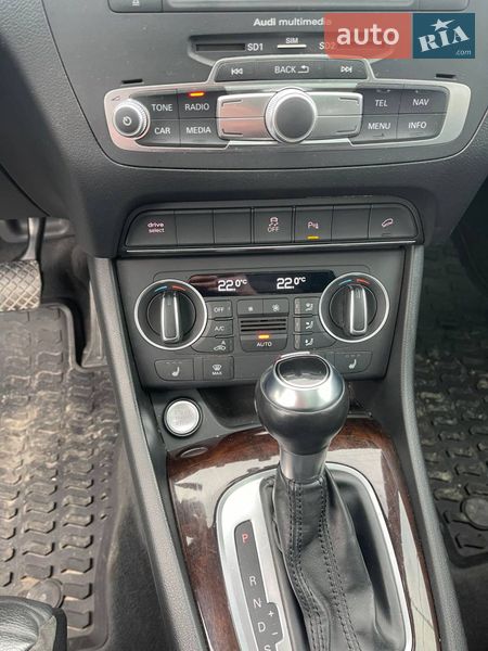 Позашляховик / Кросовер Audi Q3 2016 в Львові