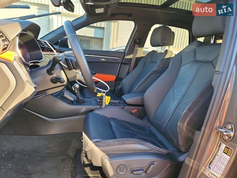 Позашляховик / Кросовер Audi Q3 2019 в Рівному