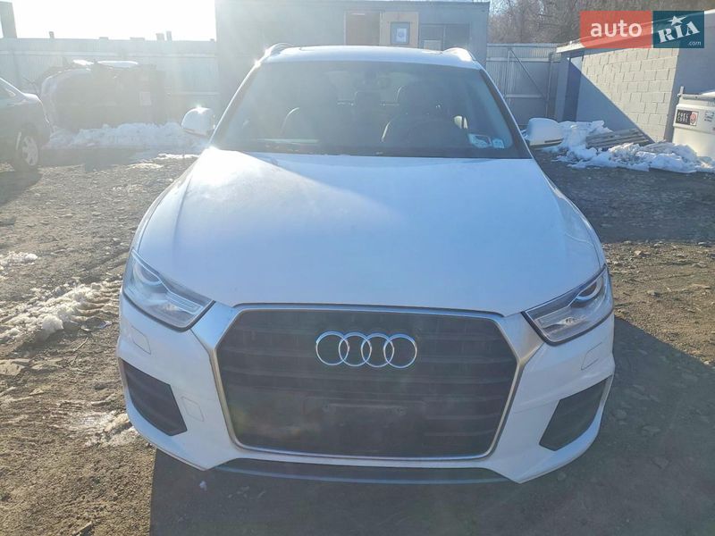Позашляховик / Кросовер Audi Q3 2017 в Хмельницькому фото 5 Позашляховик / Кросовер Audi Q3 2017 в Хмельницькому