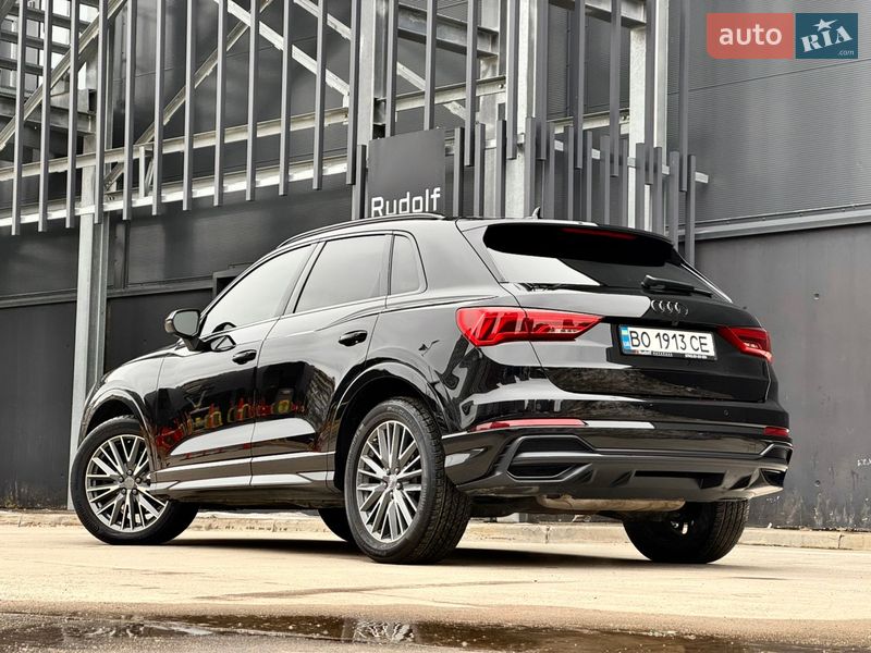 Позашляховик / Кросовер Audi Q3 2020 в Києві