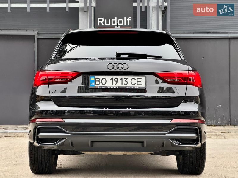 Позашляховик / Кросовер Audi Q3 2020 в Києві