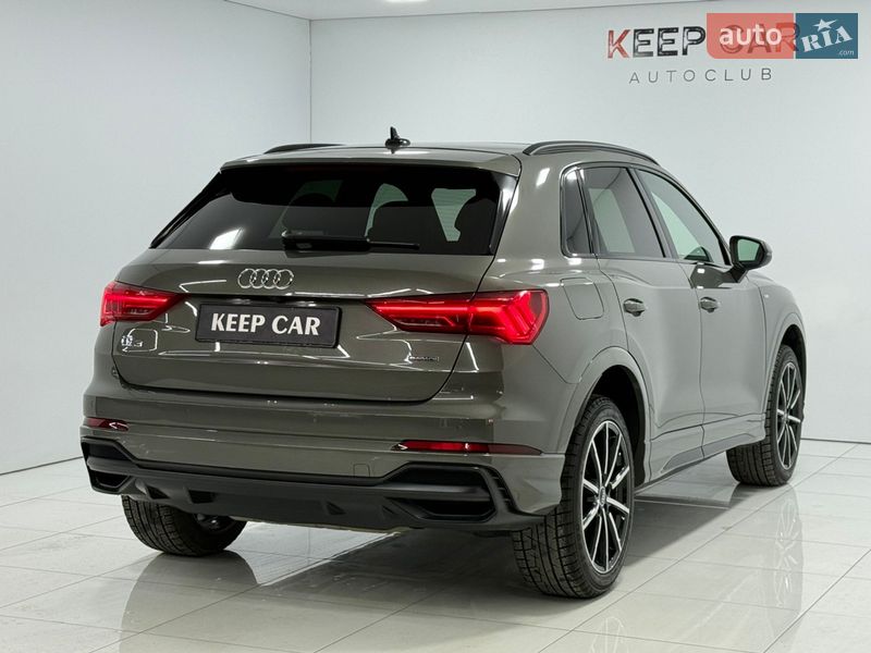 Позашляховик / Кросовер Audi Q3 2020 в Одесі