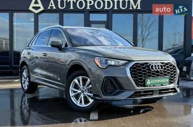 Позашляховик / Кросовер Audi Q3 2020 в Києві