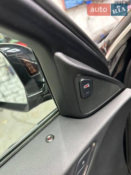 Позашляховик / Кросовер Audi Q3 2016 в Тернополі