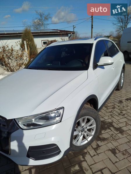 Внедорожник / Кроссовер Audi Q3 2015 в Хмельницком