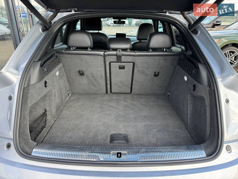 Позашляховик / Кросовер Audi Q3 2016 в Києві