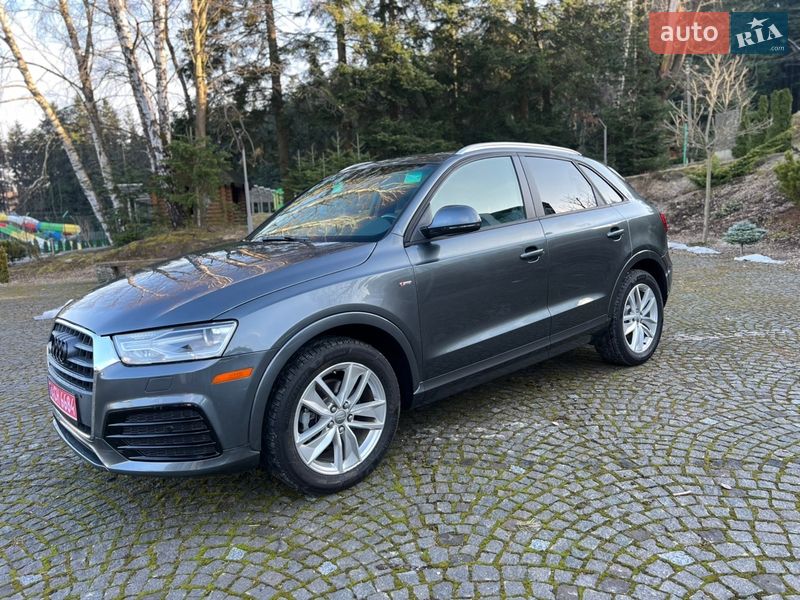 Позашляховик / Кросовер Audi Q3 2017 в Старому Самборі