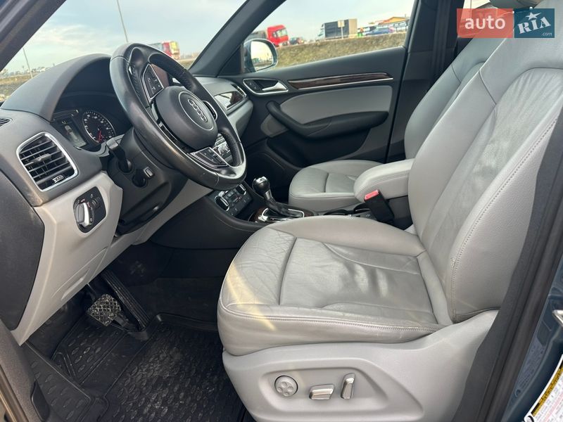 Внедорожник / Кроссовер Audi Q3 2016 в Львове