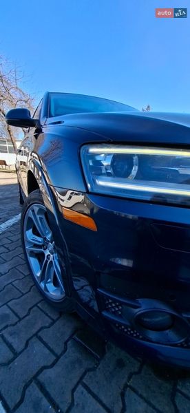 Позашляховик / Кросовер Audi Q3 2015 в Луцьку